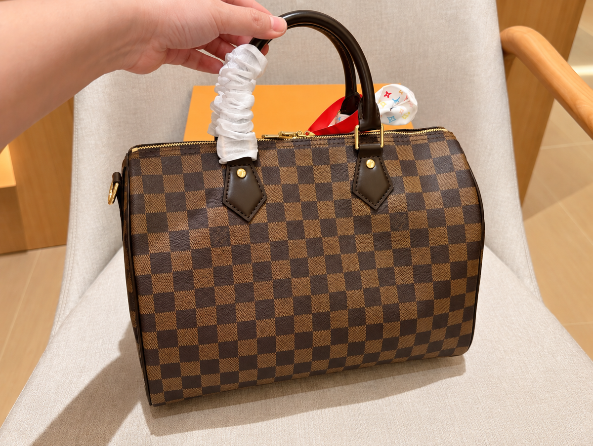 Louis Vuitton 25cm damier bandoulière réglable