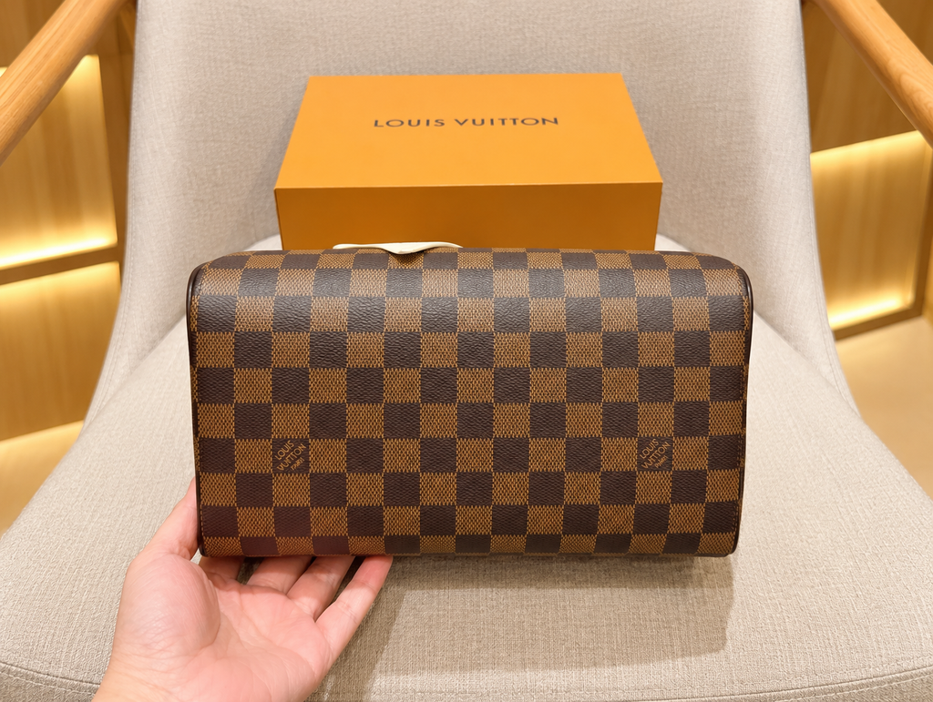 Louis Vuitton 25cm damier bandoulière réglable