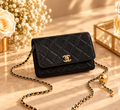 CHANEL Wallet on Chain (WOC) – Cuir Caviar Noir & Gold