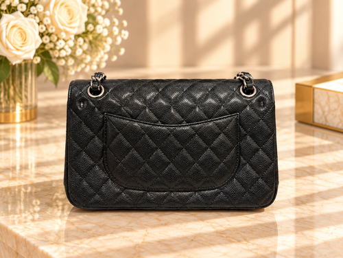 CHANEL Timeless Classique 11.12 – Cuir Caviar Noir & Silver