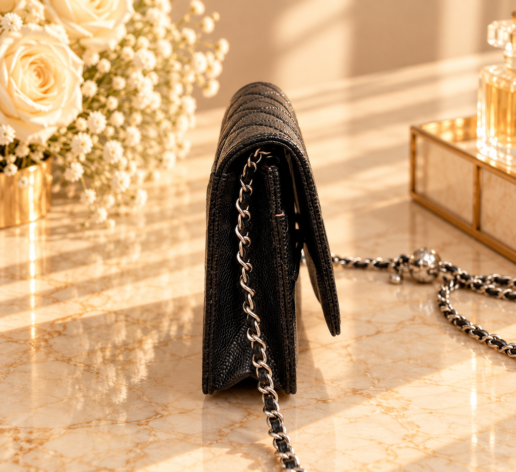 CHANEL Wallet on Chain (WOC) – Cuir Caviar Noir & Silver
