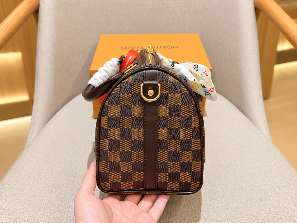 Louis Vuitton 25cm damier bandoulière réglable