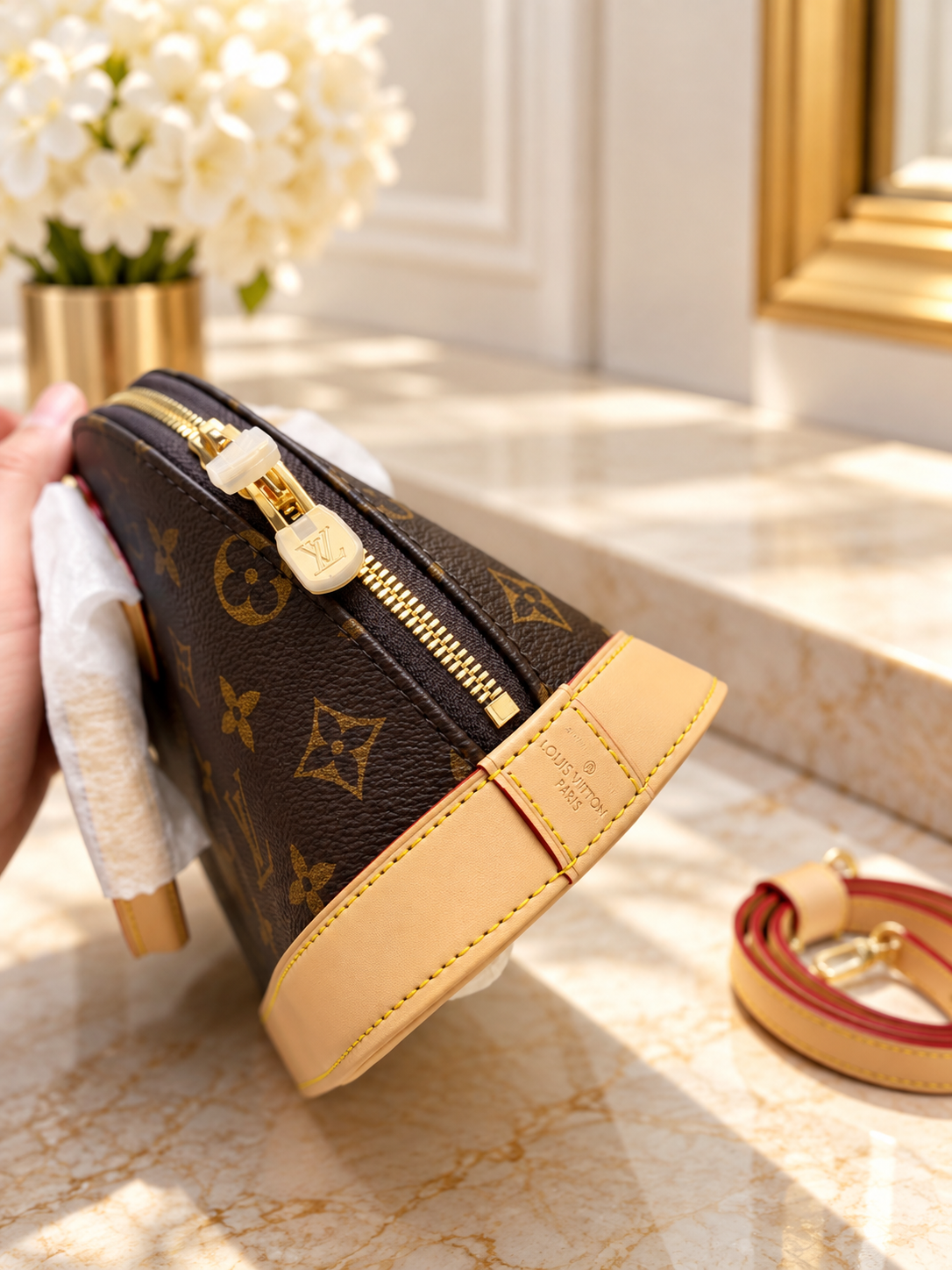 Louis Vuitton Alma BB Monogramme