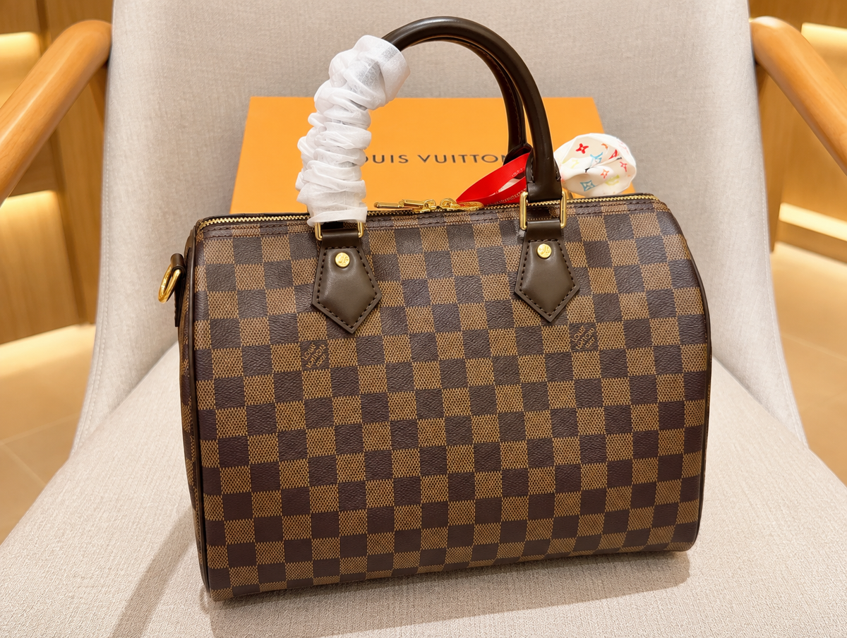 Louis Vuitton 25cm damier bandoulière réglable
