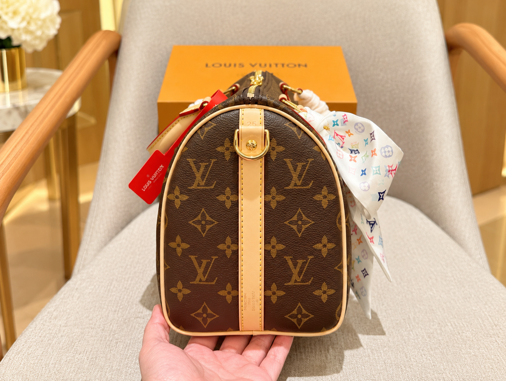 Louis Vuitton 25cm monogramme bandoulière réglable
