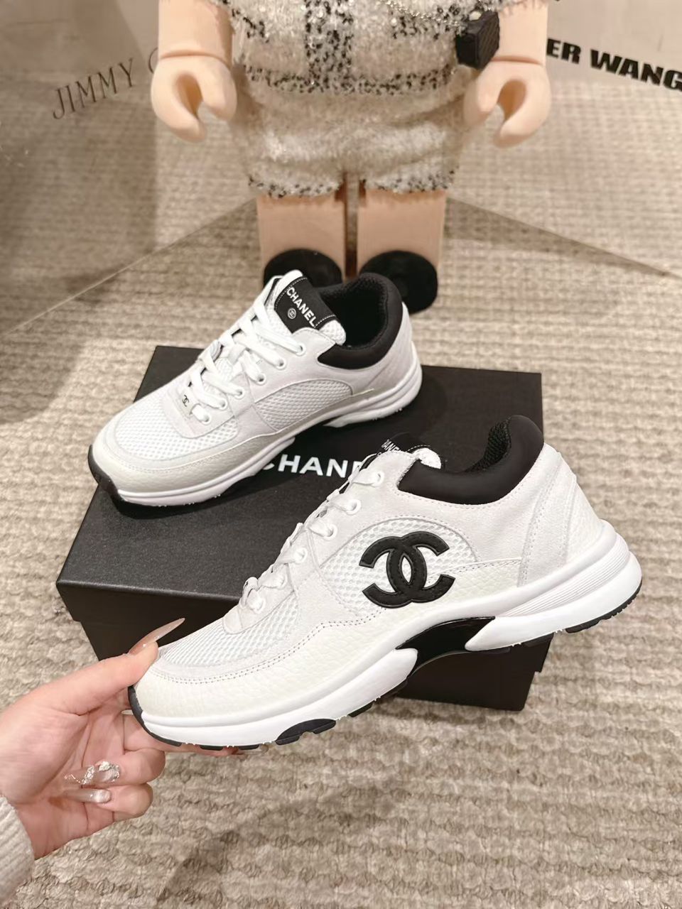 CHANEL Sneakers – Blanc & Noir
